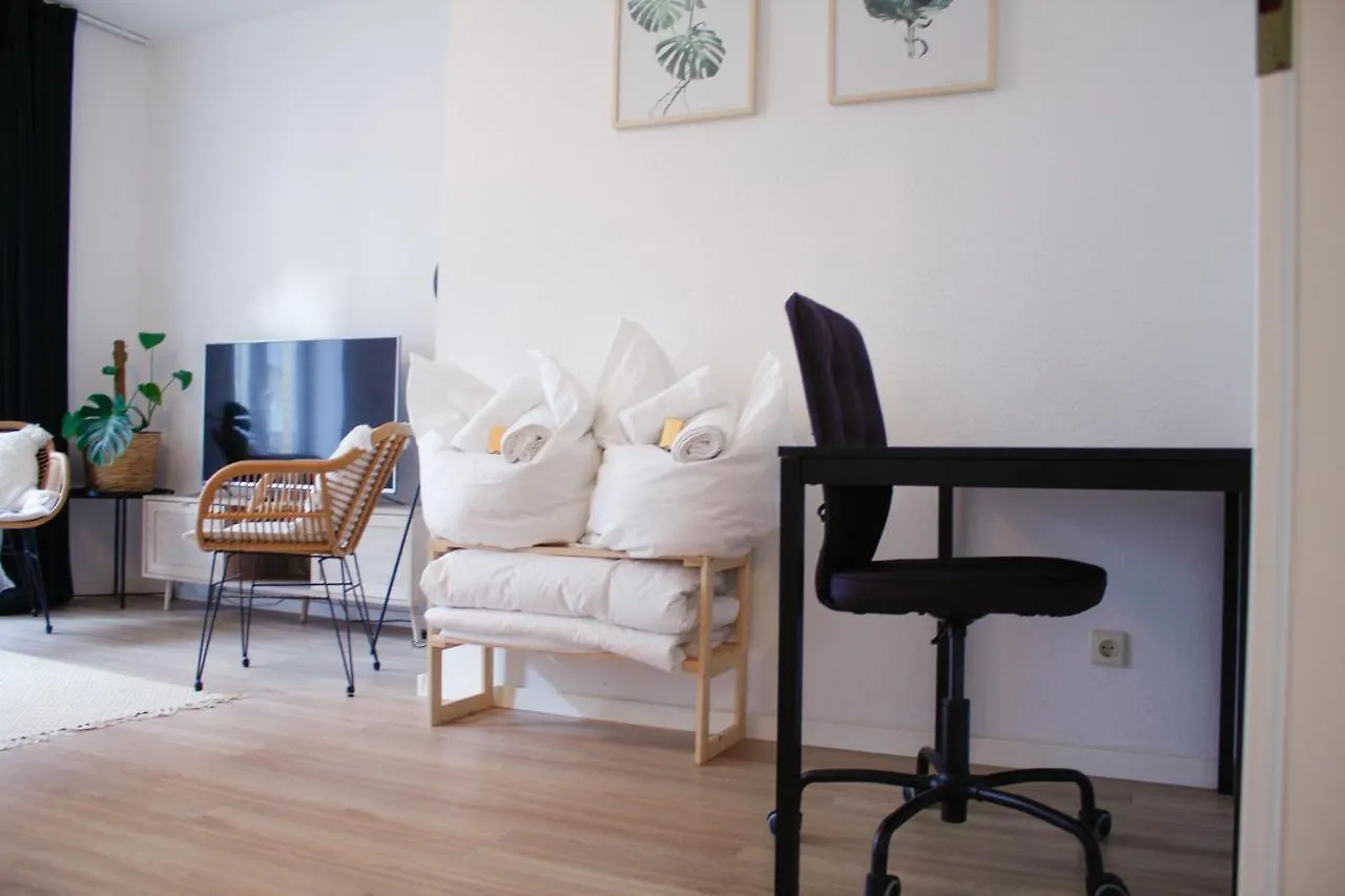 Suiteable Living - Boho Traum für 4 inkl Balkon Amazon Leipzig Deutschland